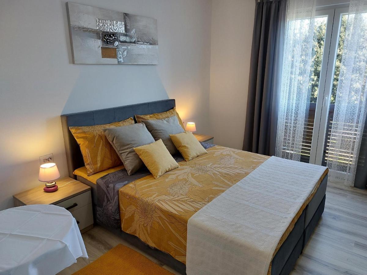 רוביני Room Violeta מראה חיצוני תמונה
